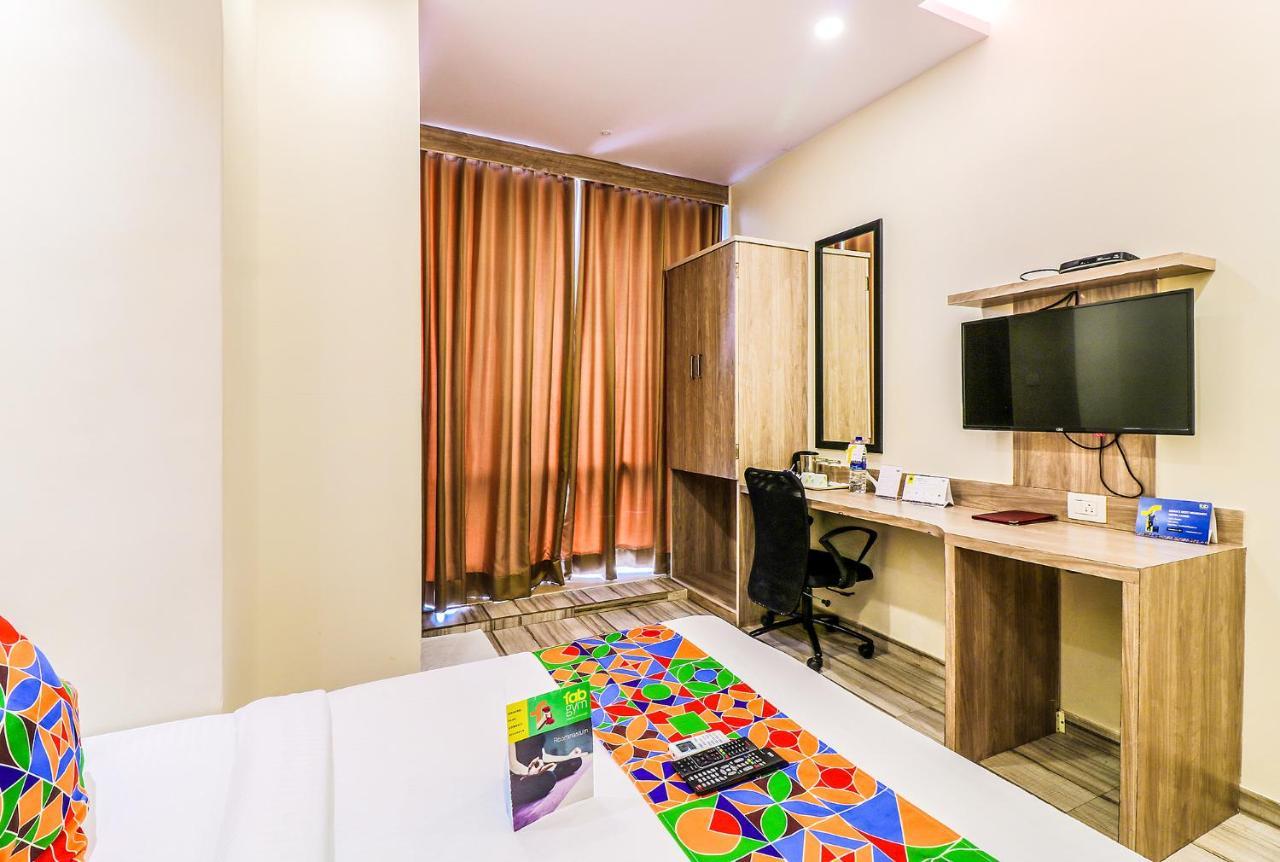 Fabhotel Aksa International - Nr Mumbai International Airport Exterior photo