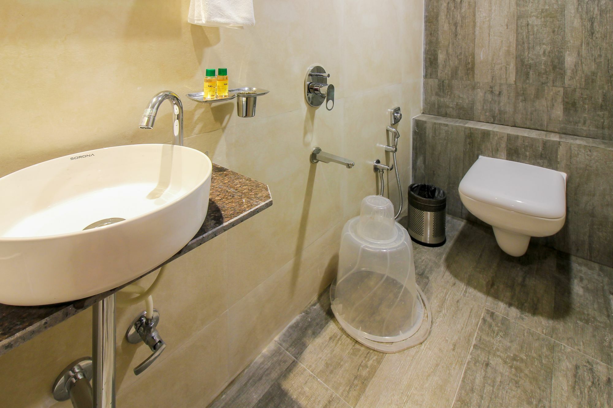 Fabhotel Aksa International - Nr Mumbai International Airport Exterior photo